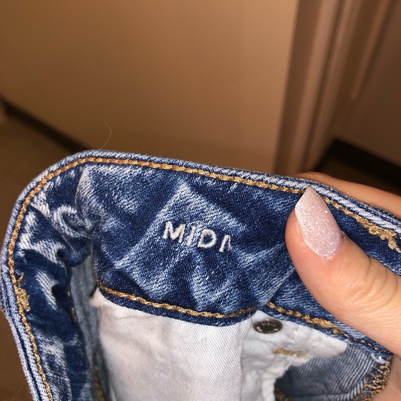 SOLD - Picture 4 of 6